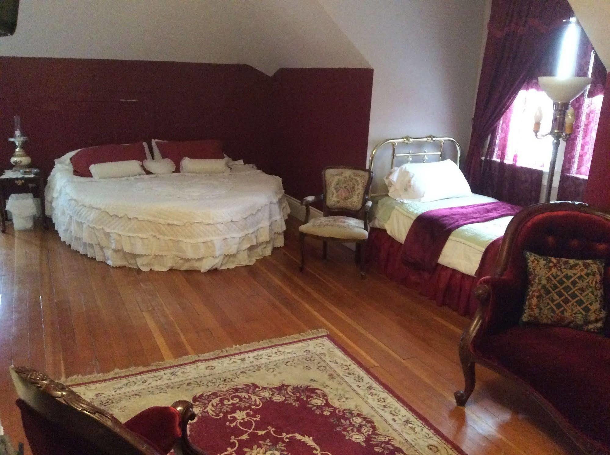 Wakamow Heights Bed&Breakfast Moose Jaw Exterior foto