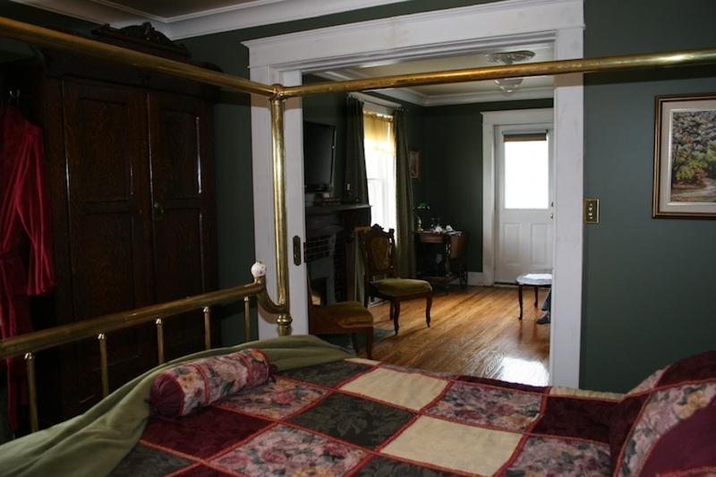 Wakamow Heights Bed&Breakfast Moose Jaw Exterior foto